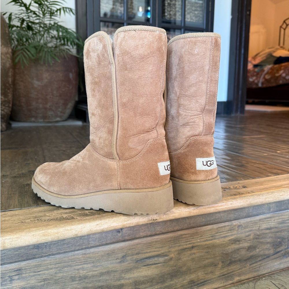 Ugg Amie Boots VGUC! - Picture 4 of 8